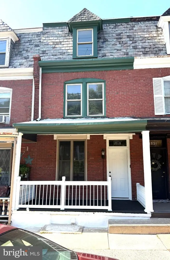 1519 Fairview St, Reading, PA 19606 - #1