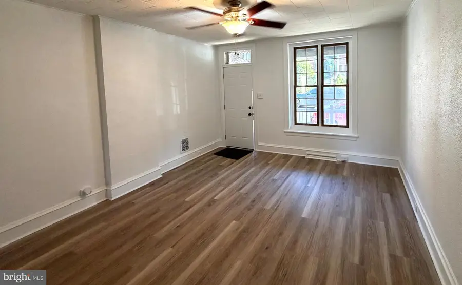 1519 Fairview St, Reading, PA 19606 - #2