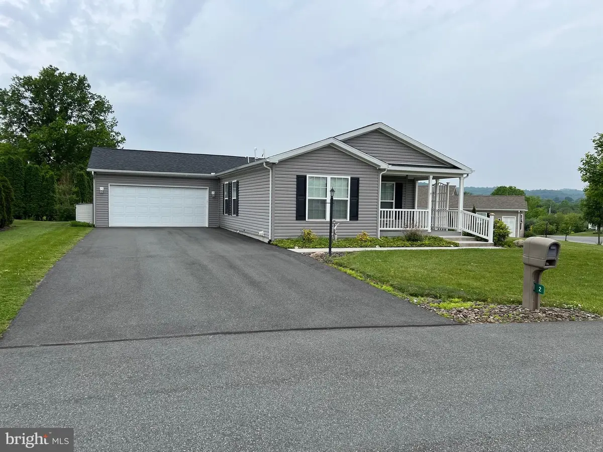 2 Egret Ct, Bechtelsville, PA 19505 - #1