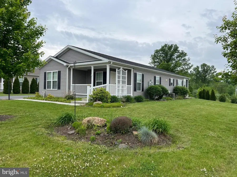 2 Egret Ct, Bechtelsville, PA 19505 - #2