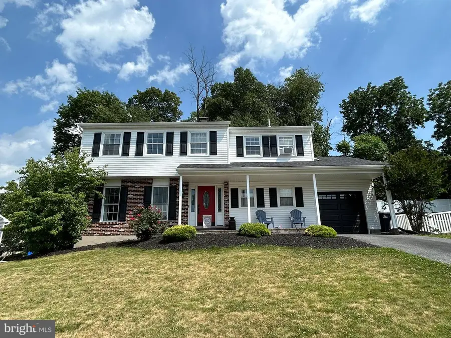 21 Matthew Dr, Reading, PA 19608 - #3