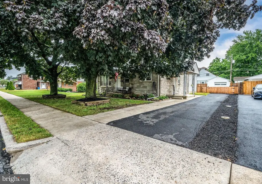 4425 8th Ave, Temple, PA 19560 - #3