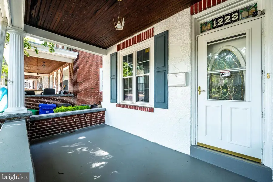 1228 Linden St, Reading, PA 19604 - #3
