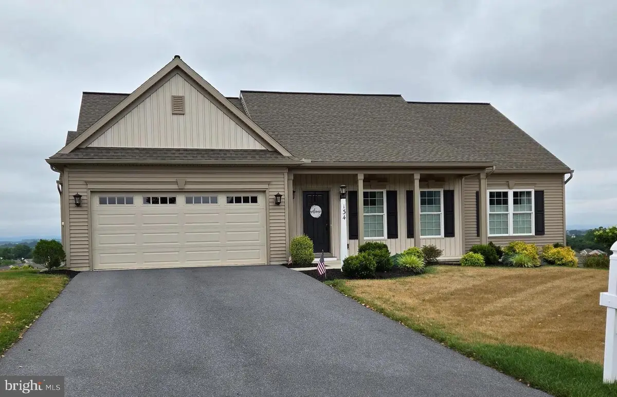 134 Rosebush Ct, Womelsdorf, PA 19567 - #1