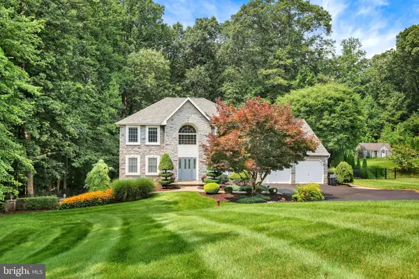 37 Ridge Crest Dr, FLEETWOOD, PA 19522