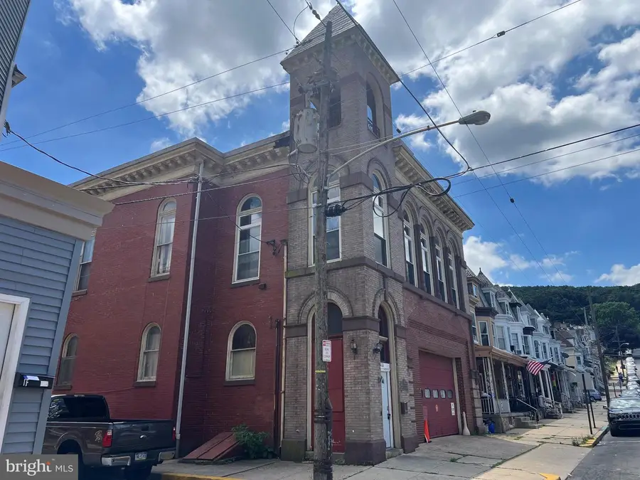 433 S 15th St, Reading, PA 19602 - #2