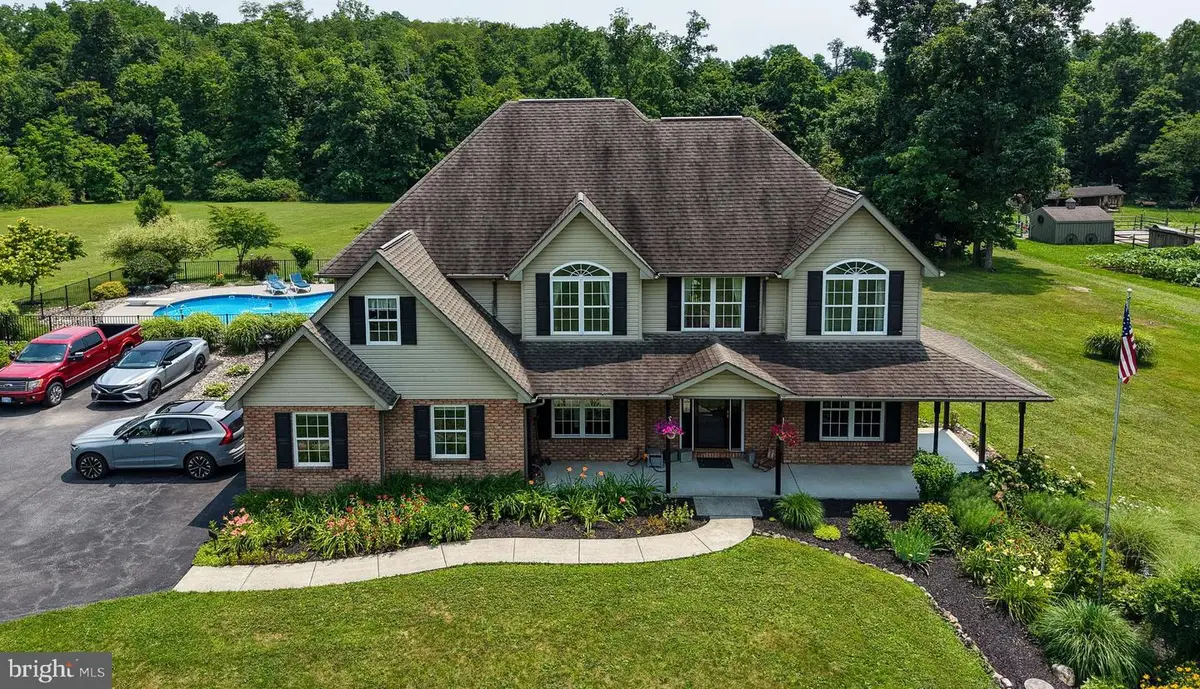 137 Lakeview Rd, Bernville, PA 19506 - #1