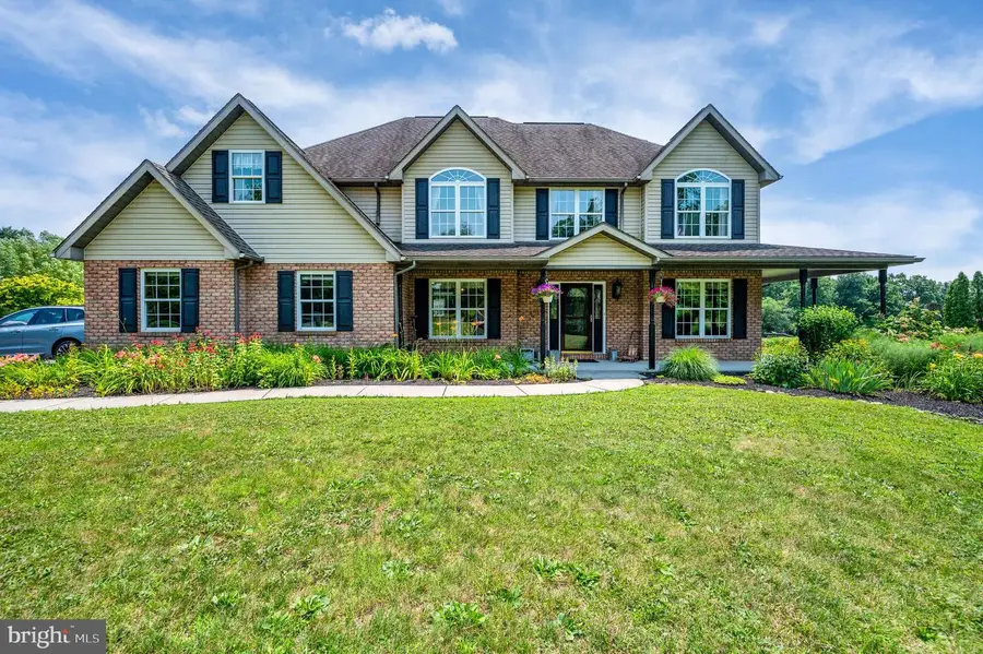 137 Lakeview Rd, Bernville, PA 19506 - #3