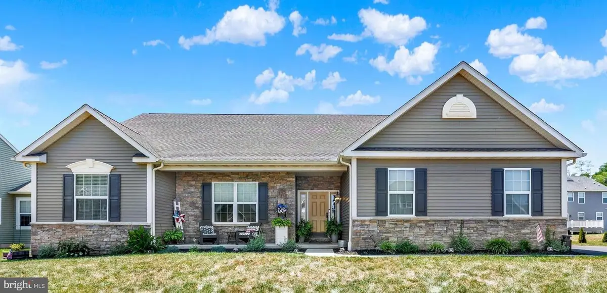 113 Sianna Cir, Wernersville, PA 19565 - #1