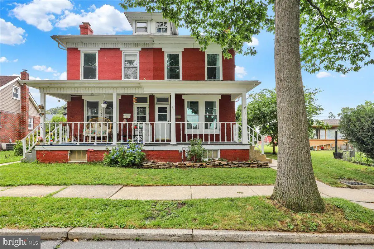 707 Oley St, Reading, PA 19610 - #1