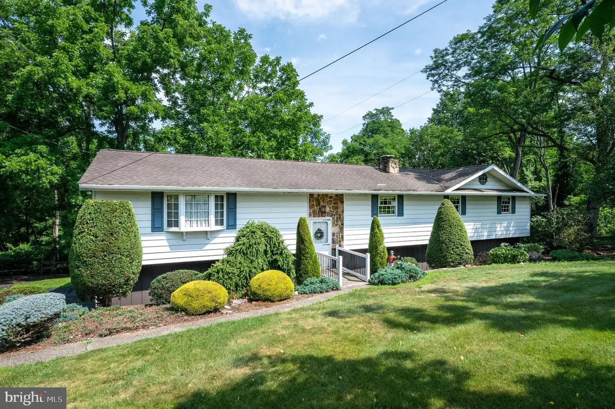 209 Miller Rd, Kutztown, PA 19530 - #1