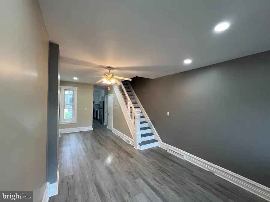 419 S 11th St, Reading, PA 19602 - #3