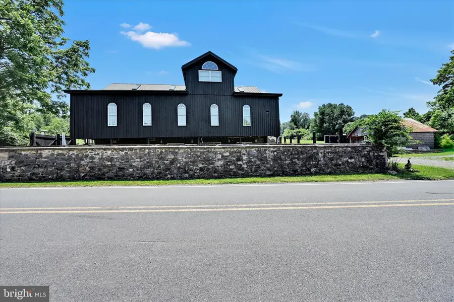 101 Conrad Rd, Fleetwood, PA 19522 - #2