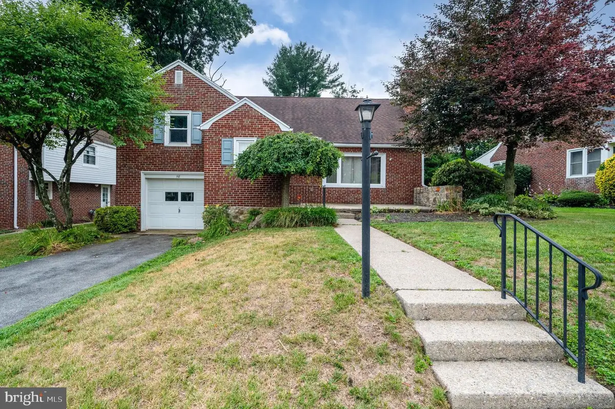 118 Emerald Ave, Reading, PA 19606 - #1