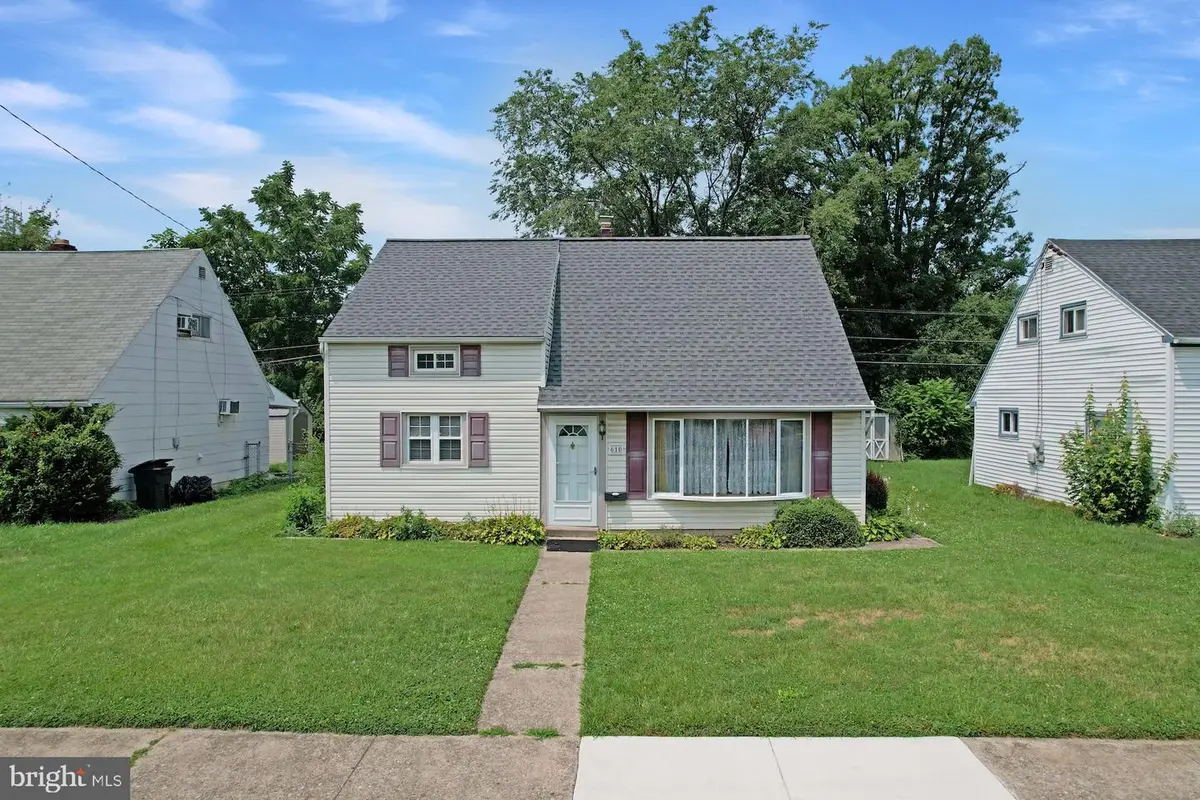 610 El Hatco Dr, Temple, PA 19560 - #1