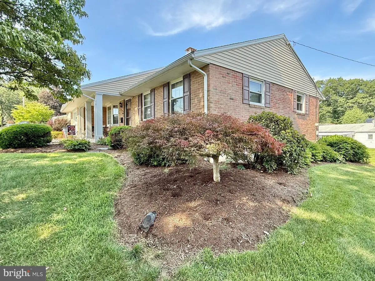 3 Cherrywood Rd, Reading, PA 19610 - #1