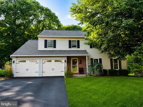 237 New Castle Dr, READING, PA 19607