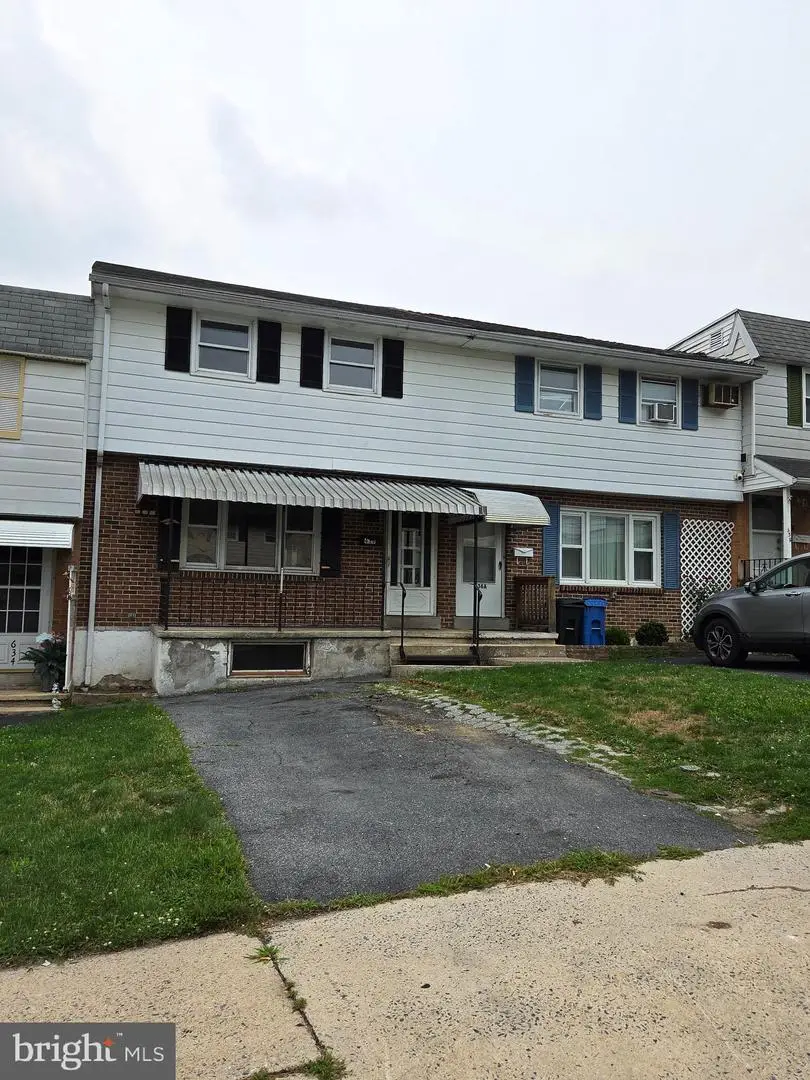 636 Centre St, Reading, PA 19605 - #1