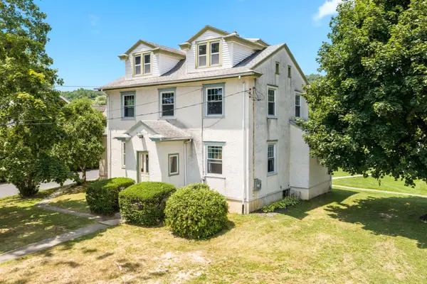 1667 Route 100, BARTO, PA 19504
