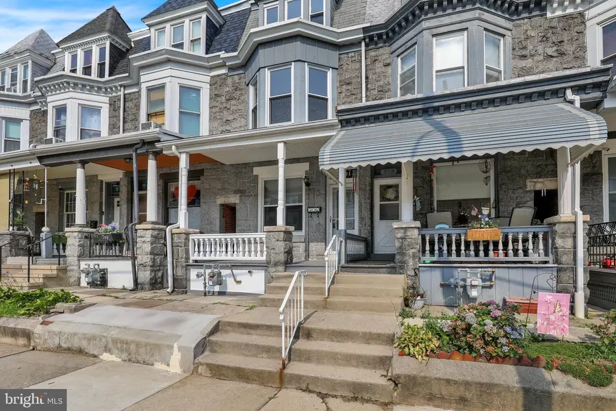 531 Weiser St, Reading, PA 19601 - #3