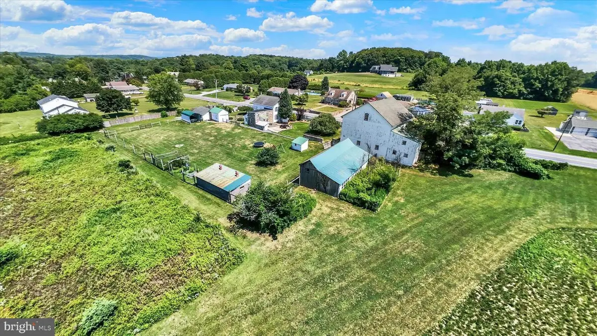 3440 Pricetown Rd, Fleetwood, PA 19522 - #1