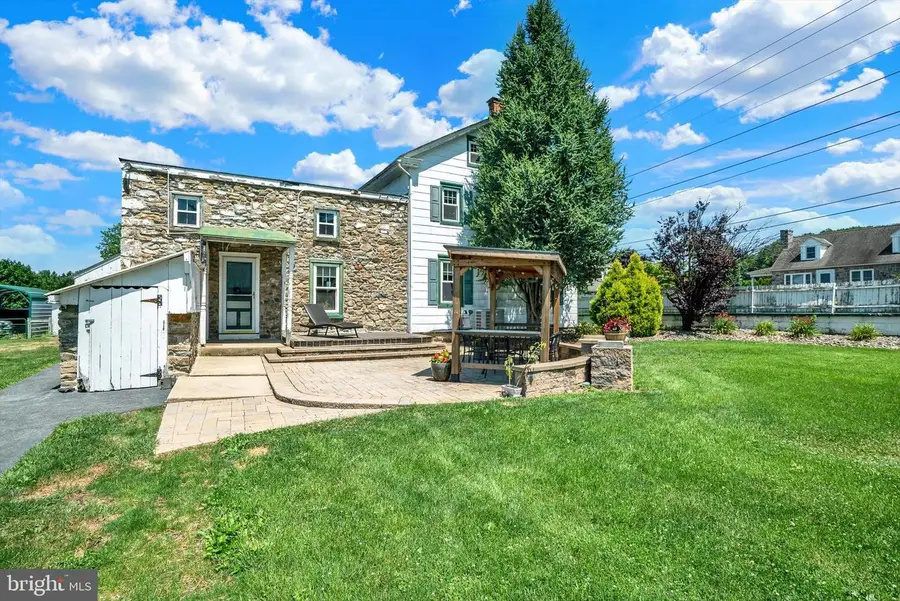 3440 Pricetown Rd, Fleetwood, PA 19522 - #2