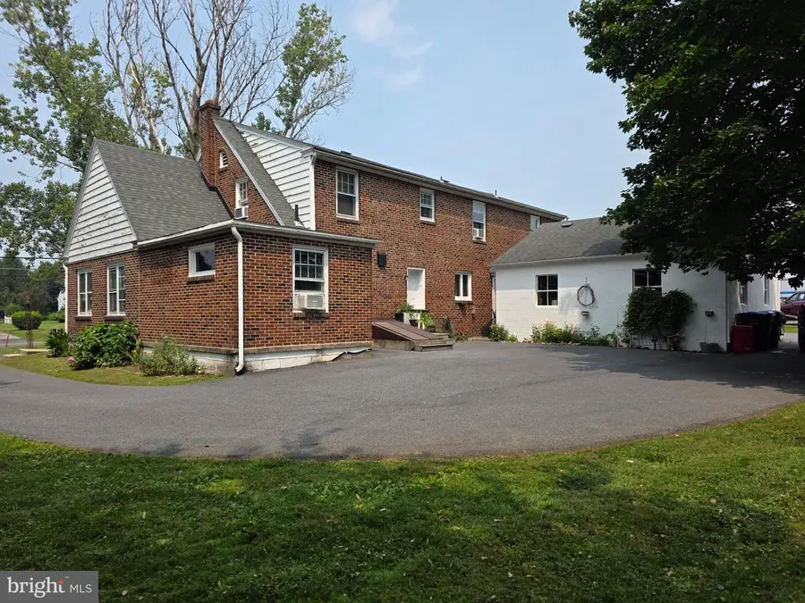 3808 Main St, Morgantown, PA 19543 - #2