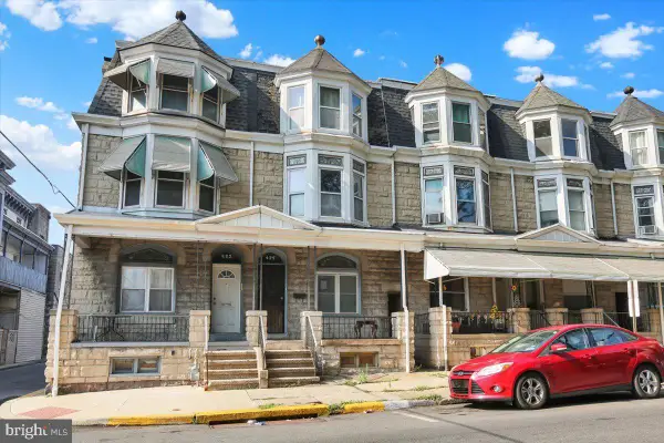 425 Chestnut St, READING, PA 19602