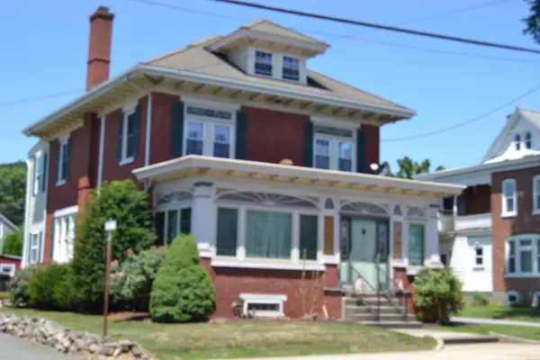 523 Main St, BALLY, PA 19503