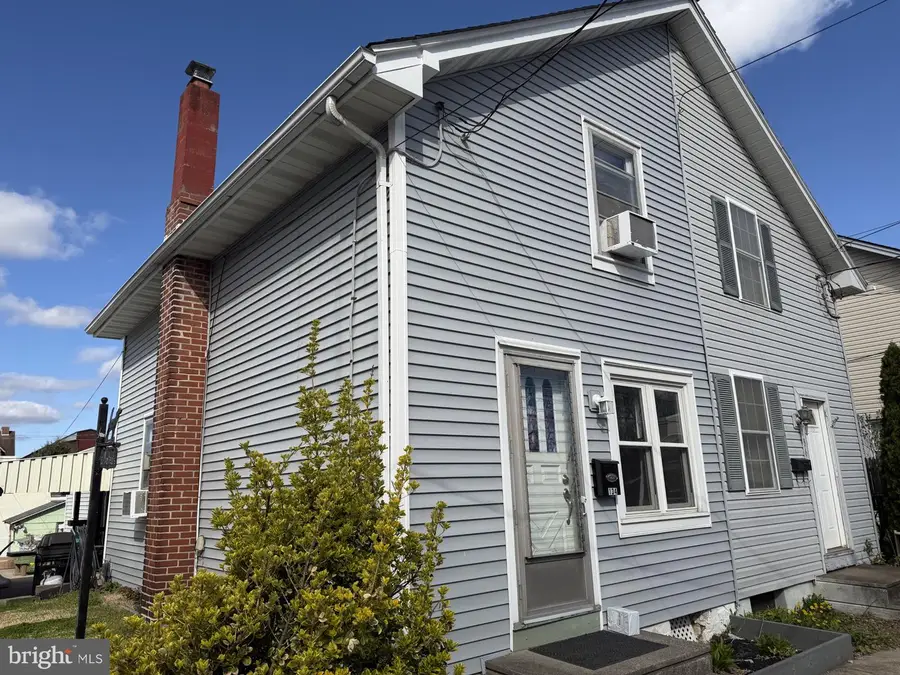134 Cinder St, Birdsboro, PA 19508 - #2