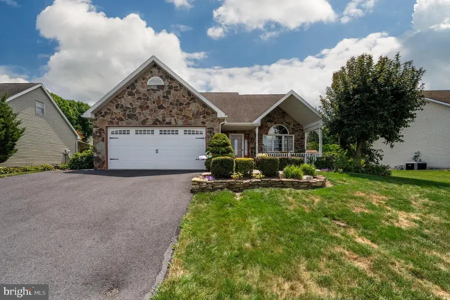 128 Hill Rd, Blandon, PA 19510 - #3