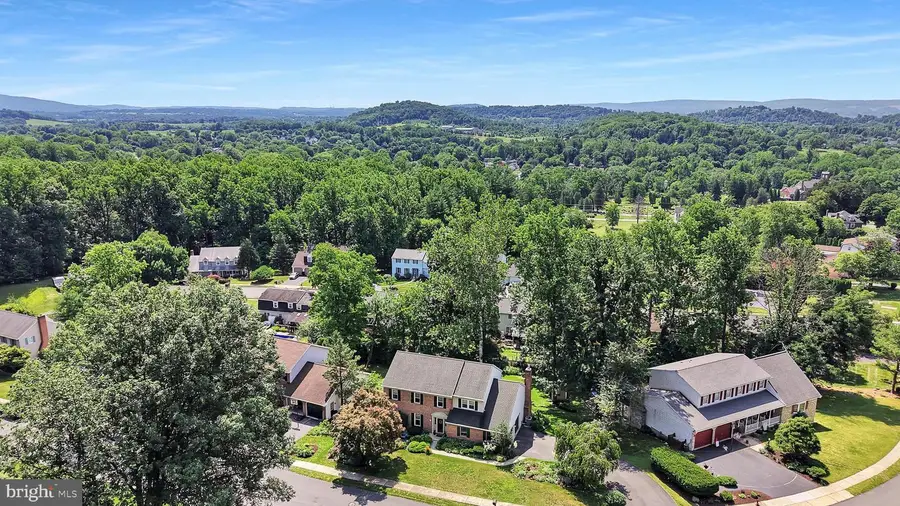 4508 Edgewood Dr, Reading, PA 19606 - #3