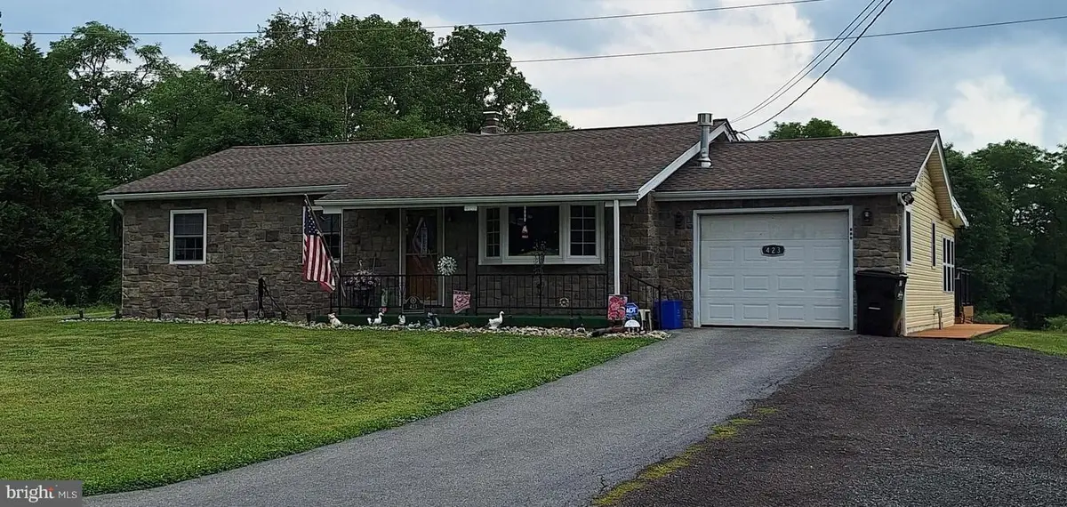 423 S Baumstown Rd, Birdsboro, PA 19508 - #1