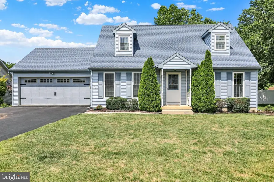 234 Longleaf Dr, Blandon, PA 19510 - #2