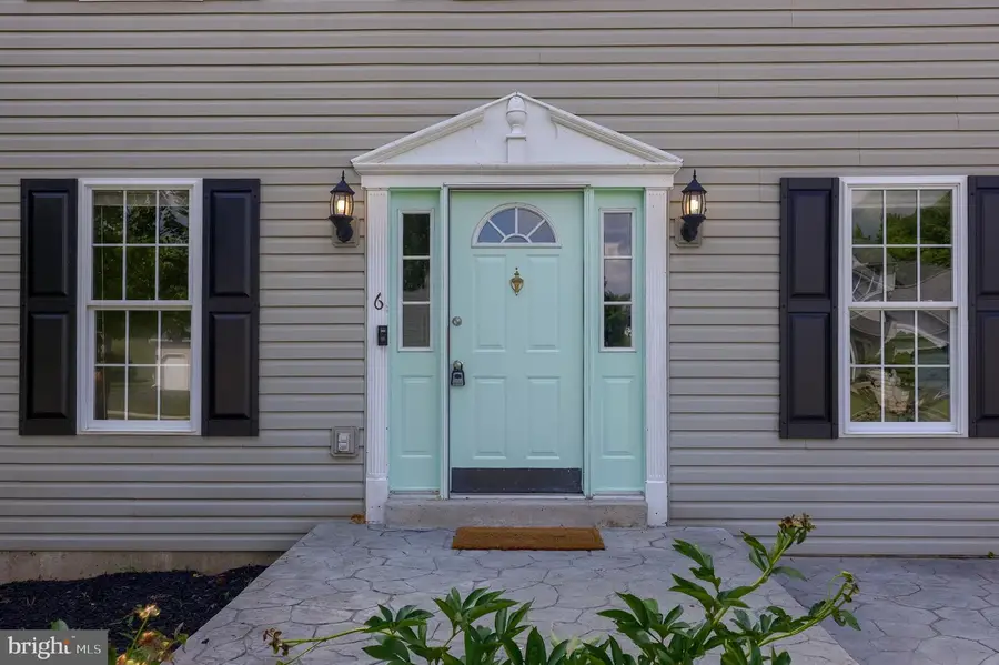 6 Primrose Ln, Reading, PA 19608 - #2
