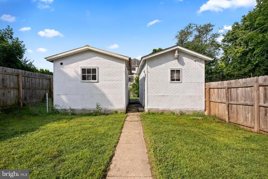 122 Arlington St, Reading, PA 19611 - #2