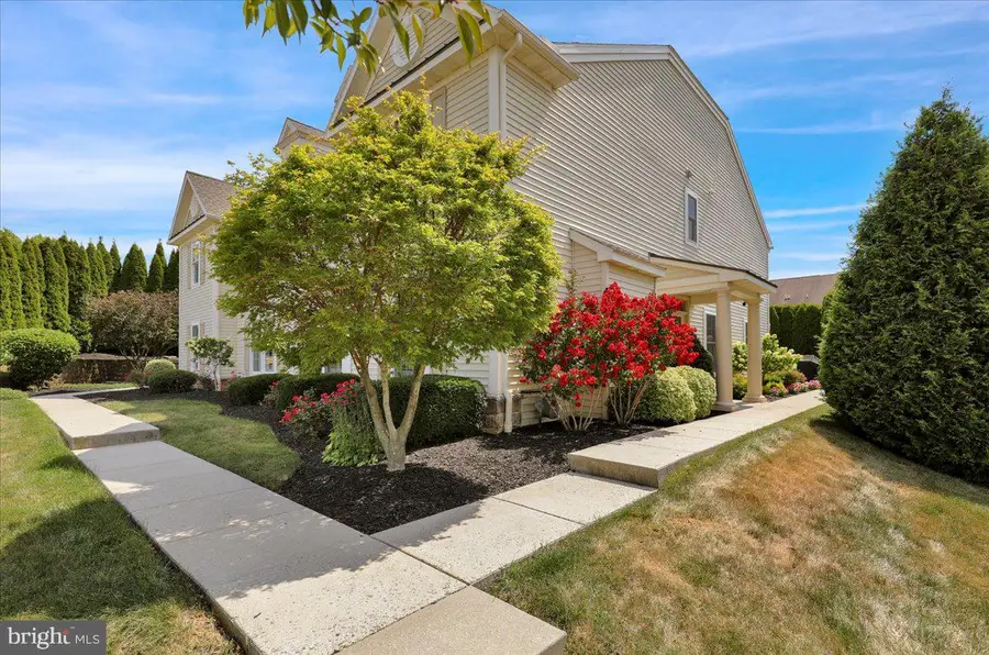 217 Springmont Dr, Wyomissing, PA 19610 - #2