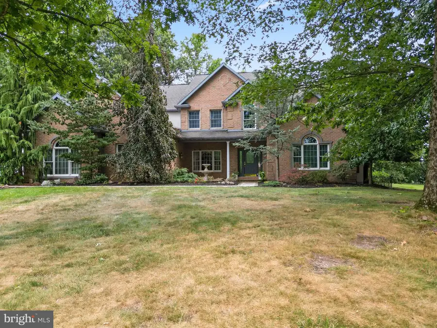 5 Holly Ln, Mohnton, PA 19540 - #2