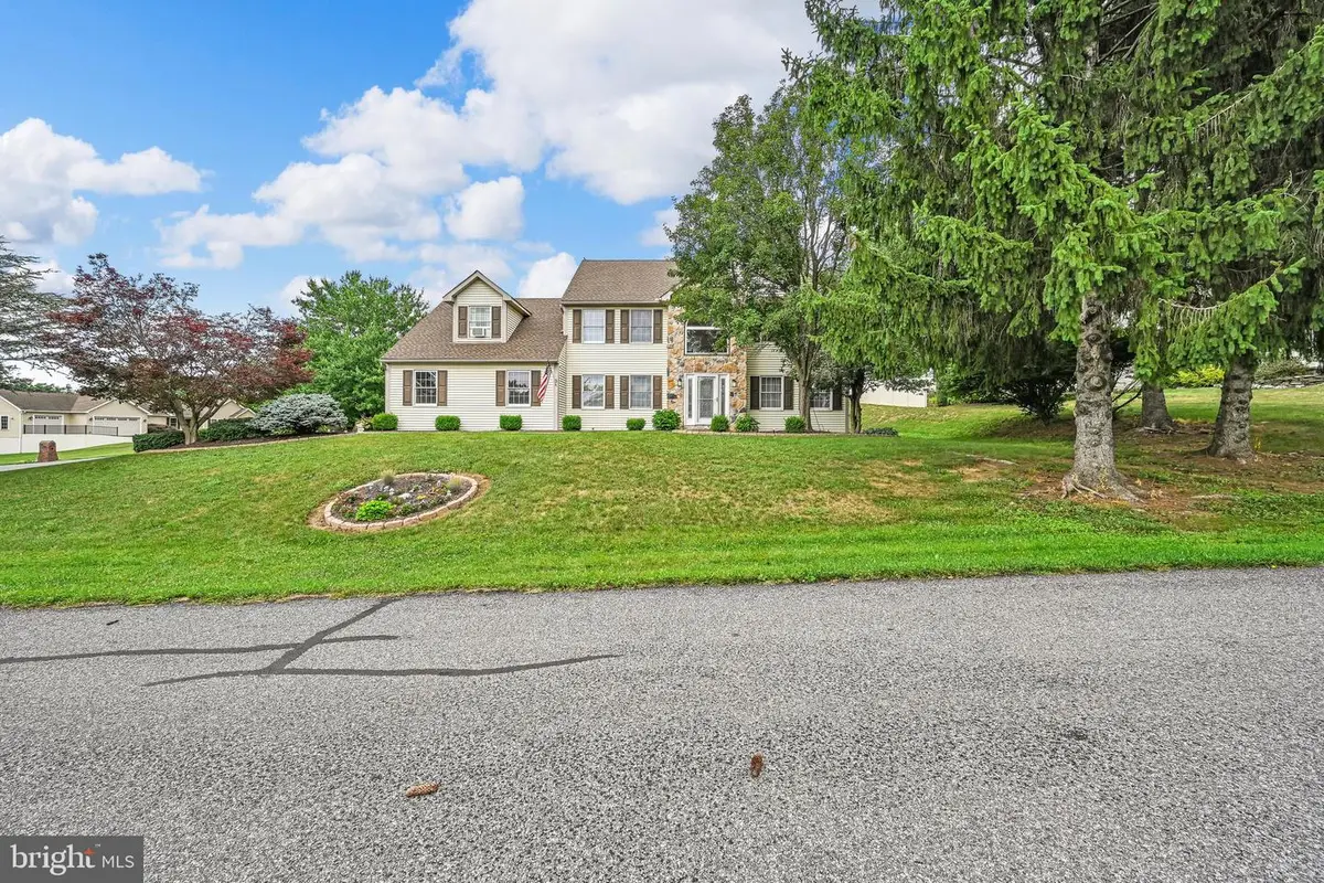 130 Valley Rd, Hamburg, PA 19526 - #1