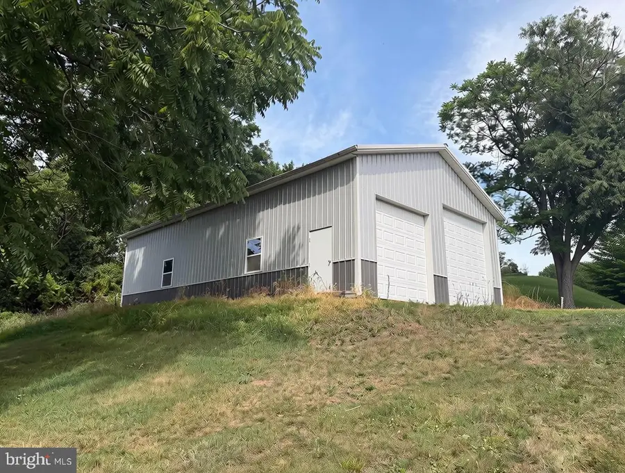 456 Antietam Rd, Reading, PA 19606 - #3