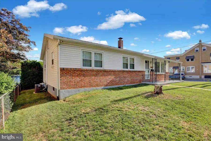 224 Belvedere Ave, Reading, PA 19611 - #3