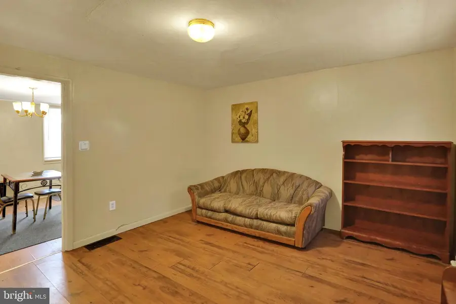 1110 Franklin St, Reading, PA 19602 - #3
