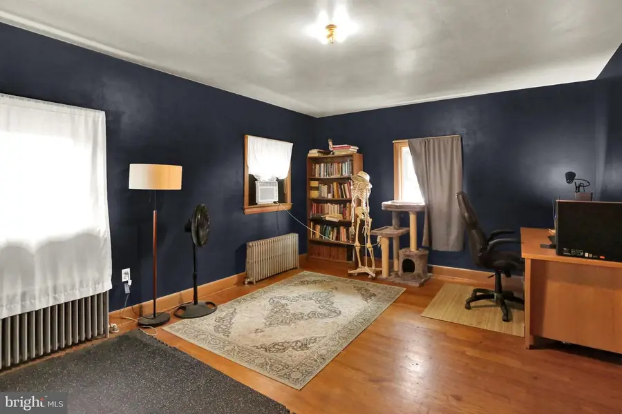 132 Windsor St, Reading, PA 19601 - #3