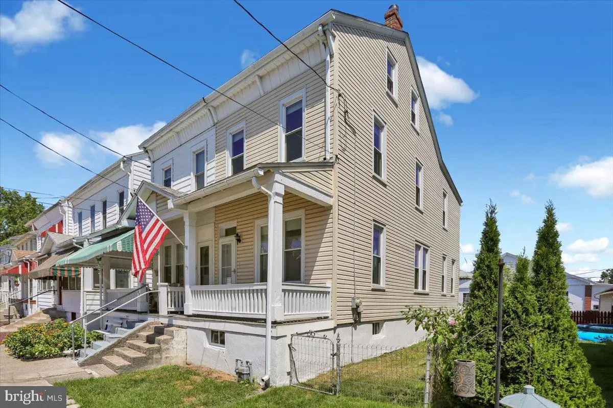 45 N 2nd St, Hamburg, PA 19526 - #1