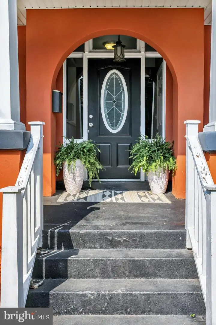 36 Laird St, Reading, PA 19609 - #3