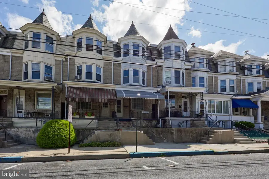 1047 N Front St, Reading, PA 19601 - #2