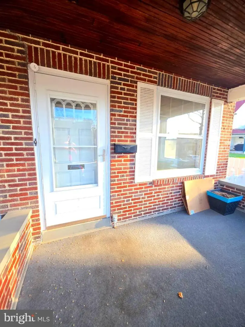612 Crescent Ave, Reading, PA 19605 - #2
