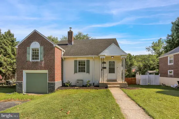 2826 Filbert Ave, READING, PA 19606