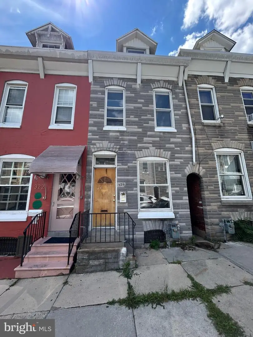 320 Miller St, Reading, PA 19602 - #1