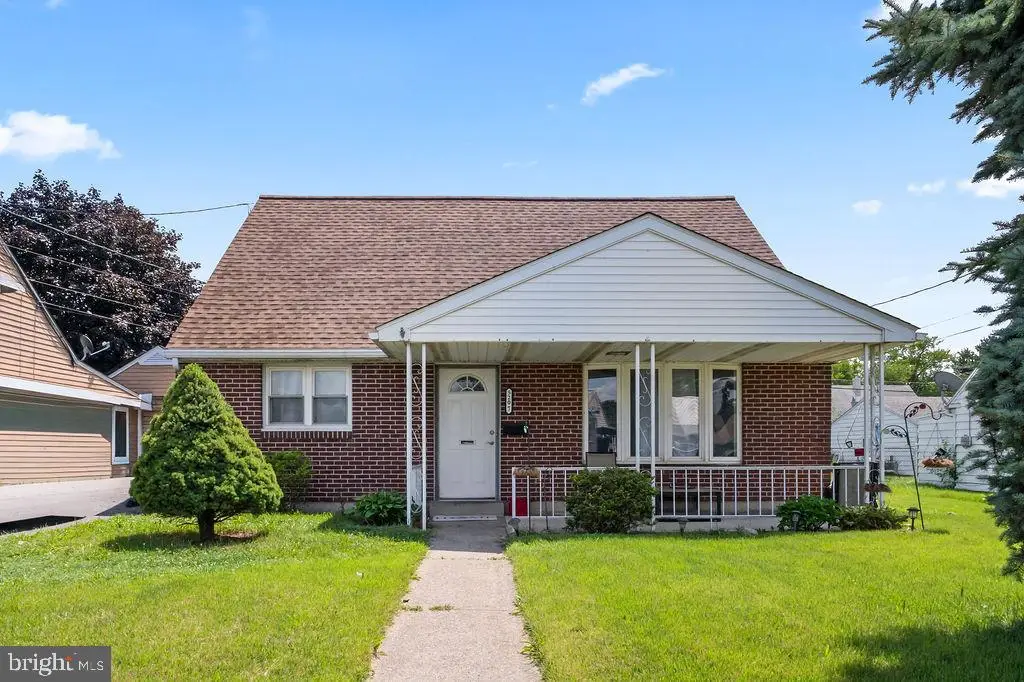 5207 Allentown Pi, Temple, PA 19560 - #1
